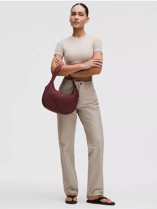lululemon white tote bag Lululemon On My Level Tote Bag 20l - Light Ivory/Gold
